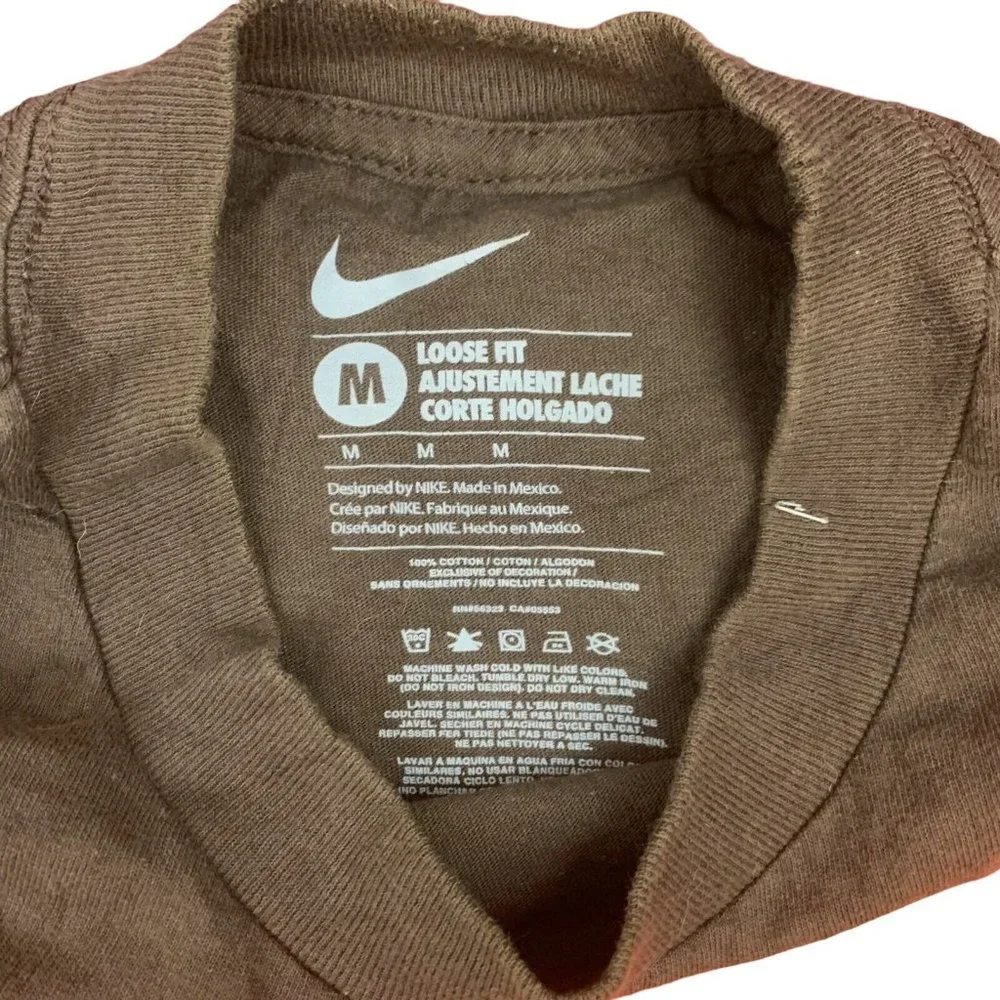 Vintage Nike Dark Brown Short Sleeved Graphic T-Shirt Size Mens Medium - Picture 3 of 3